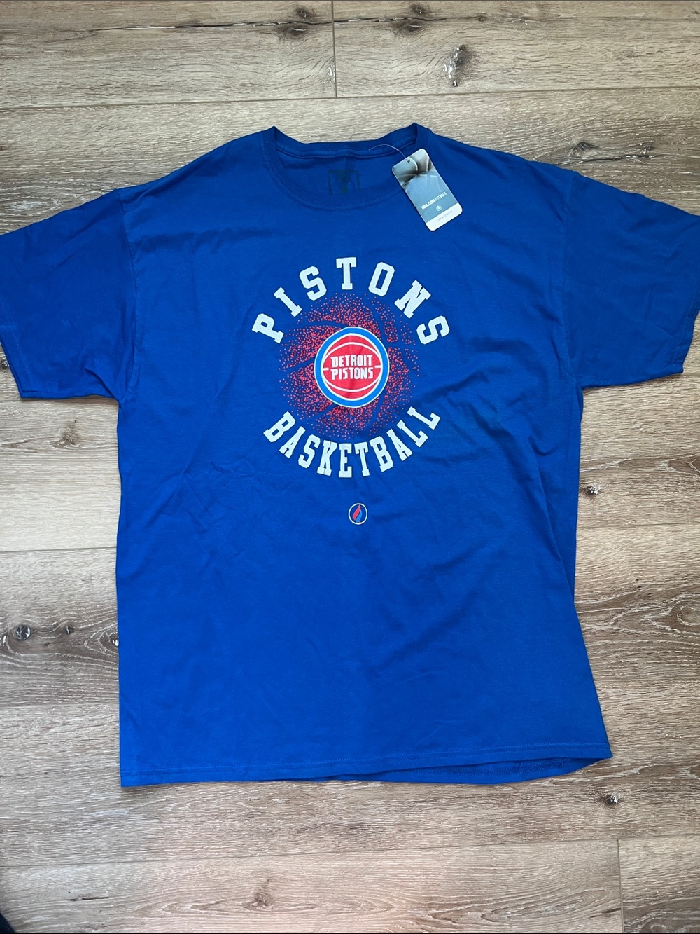 FISLL NBA - Royal Blue Detroit Pistons Graphic Tee, NEW WITH TAGS, XL